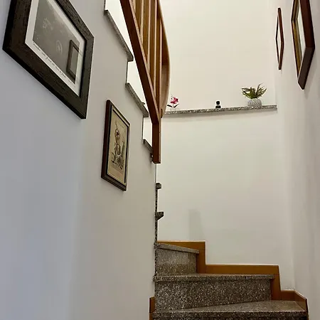 Appartamento Mirella In Centro Storico Casole dʼElsa Exterior foto